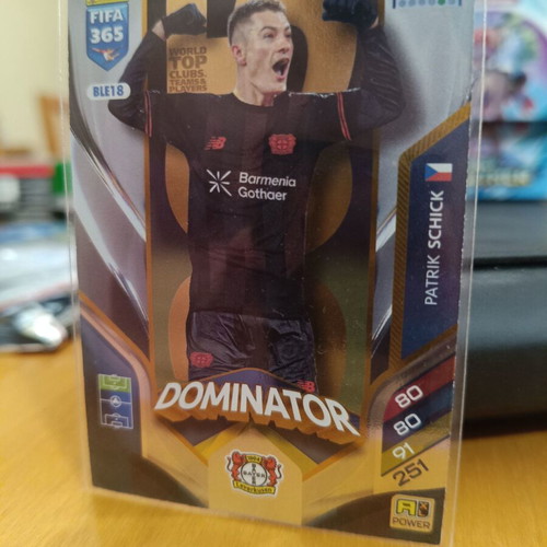 Adrenalyn Patrik Schick Dominator Football Card Leverkusen new
