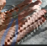  μπρελόκ σε μωβ χρώμα για να μη χάνετε τα κλειδιά σας