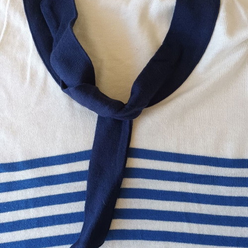 Women's striped long-sleeve pullover sweater, white and blue