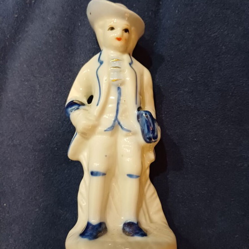 Vintage porcelain male figurines set of 3 used