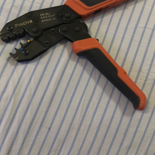 Crimping tool set used, 3 pieces with ergonomic handles