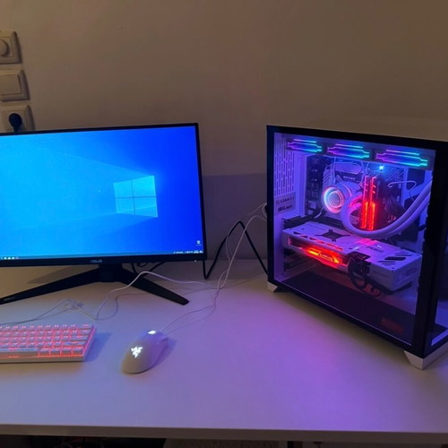 High-End PC Gaming i5 13400F, RX 7800 XT White, 32GB used with ASUS TUF 2K monitor
