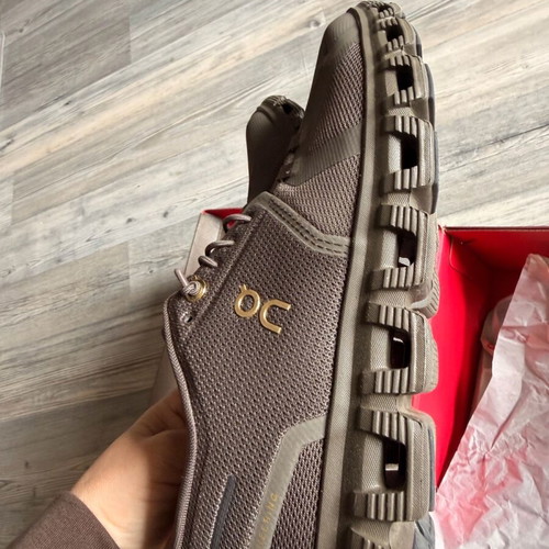 On Cloud 6 Limited Edition women's sneakers size EU 38.5 brown