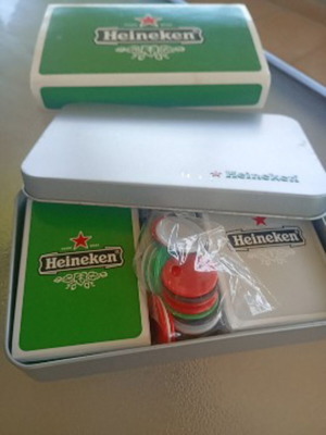 Heineken Poker Set like new in metal case