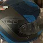 Motorcycle helmet