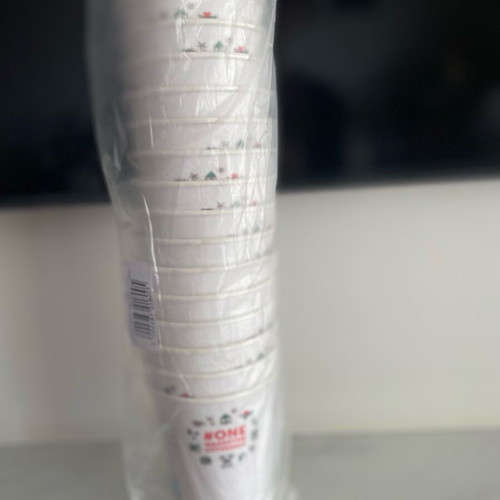 Paper cups pack of 33, 300ml, new