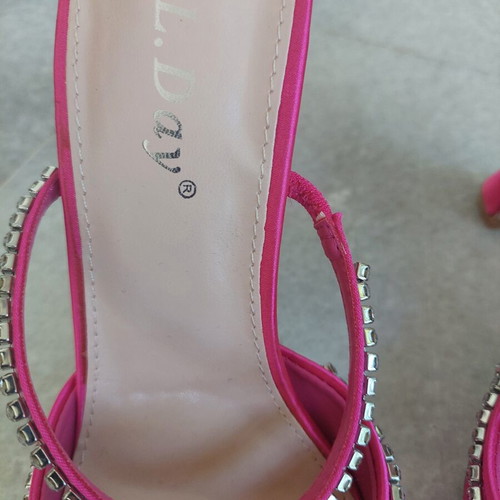 Fuchsia satin pumps new, size 38
