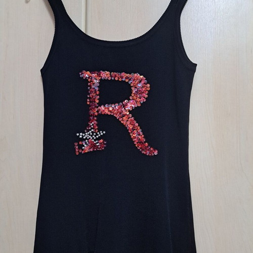 Women's tank top black with pink sequin R like new, size M