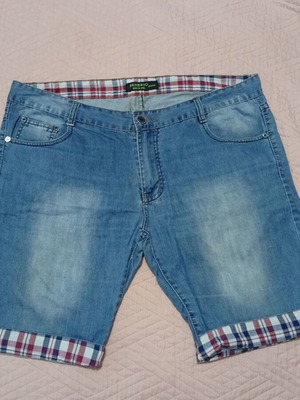 Men's Bermuda shorts like new, blue, size L