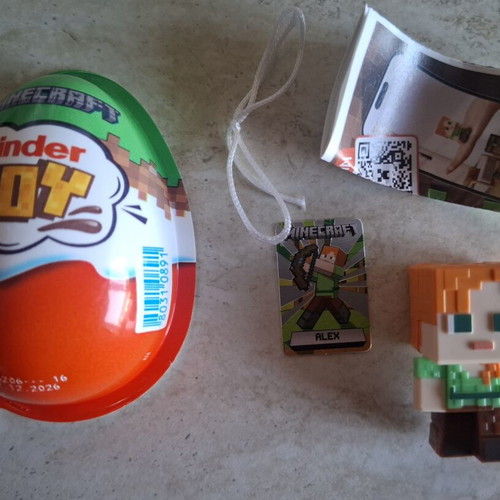 Kinder Joy Minecraft figure new with papers