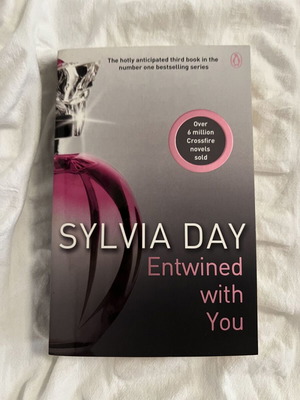 Entwined With You Sylvia Day book like new, English