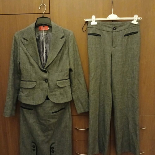 Set jacket, skirt and pants gray, size 38, like new