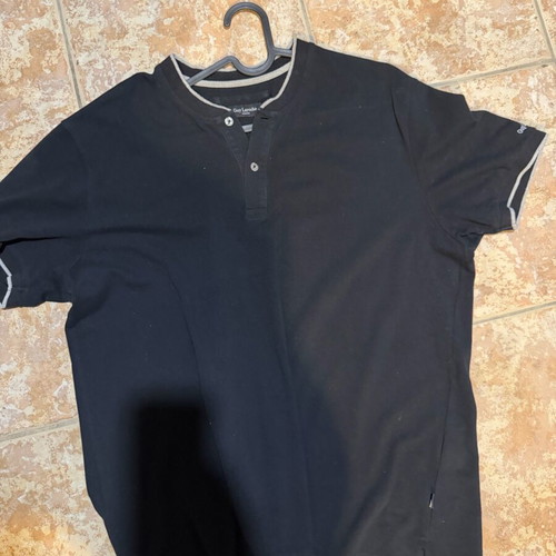 Guy Laroche shirt size Large like new, black