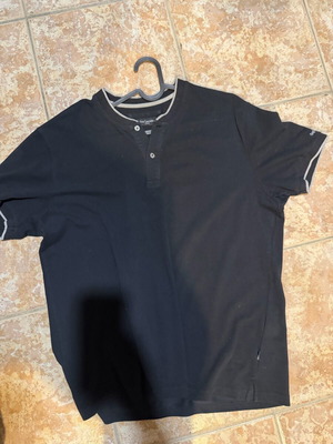 Guy Laroche shirt size Large like new, black