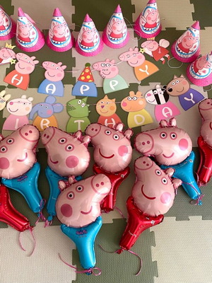 Peppa Pig birthday set like new