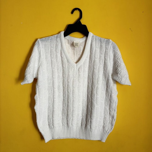 Vintage 80s 90s Textured Knit Short Sleeve V-Neck Sweater, Crisp White