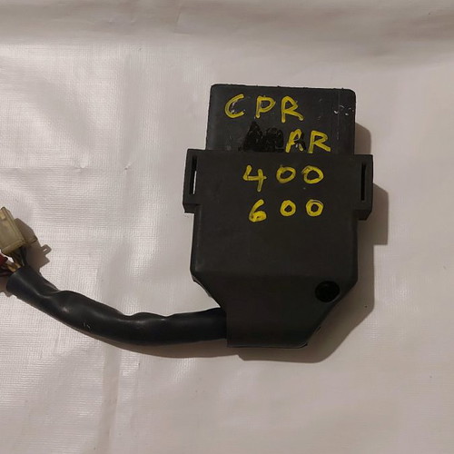 Ηλεκτρονική Honda CPR 400 RR μεταχειρισμένη