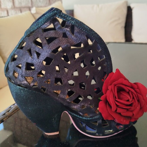 Παπούτσια Irregular Choice νούμερο 37 σαν καινούργια με λουλούδια