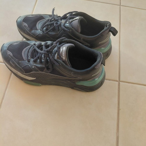 Puma men's athletic shoes size 45 used, black and green