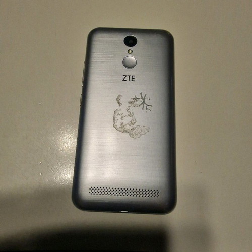 ZTE Blade A602 used for parts without charger