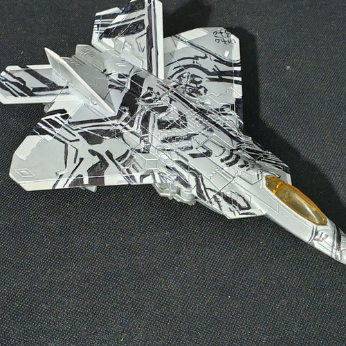 Transformers Studio Series Starscream Voyager Class figure