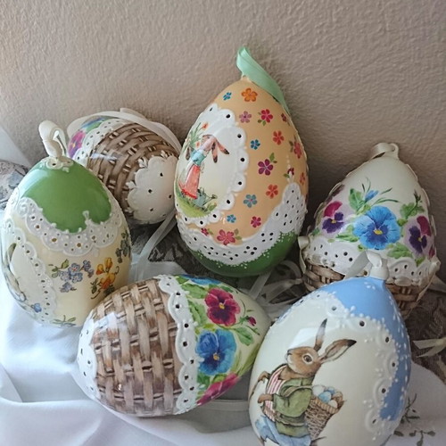 Decorative Easter eggs new, set of 6 plastic with lace imitation
