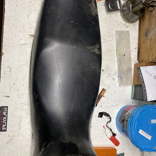 Yamaha TDM 900 2004 motorcycle seat used, genuine without ABS