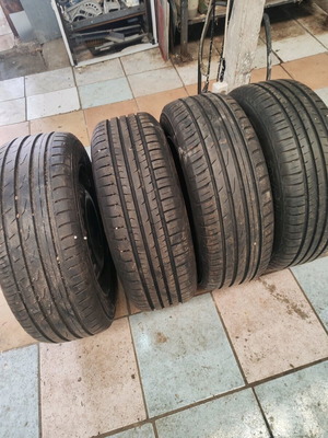 Tires 205x60xR16 like new with 2000 kilometers