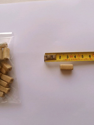 Beads new, pack of 40 rectangular beige pieces