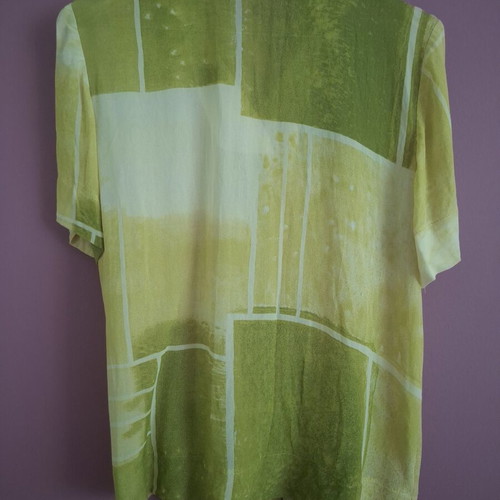 Nienhaus & Lotz women's short-sleeve shirt like new, lime green colorblock