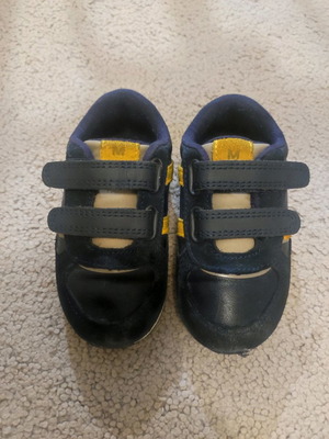 Mayoral sneakers used, size 23