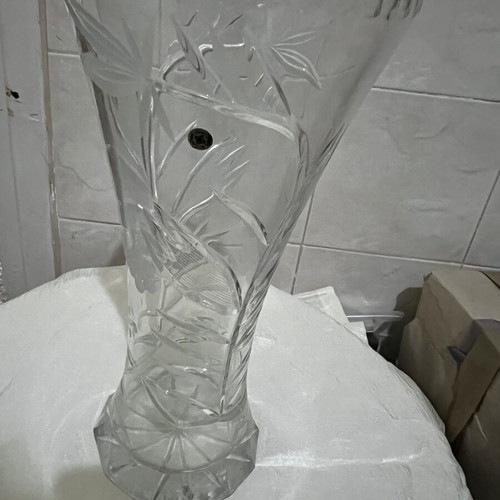 Crystal vintage vase 24% unused like new