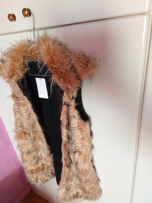 Sleeveless vest new