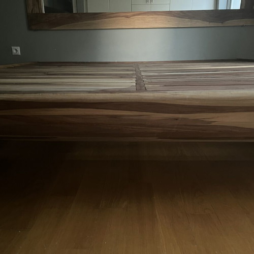 Waverly king size bed like new, solid wood