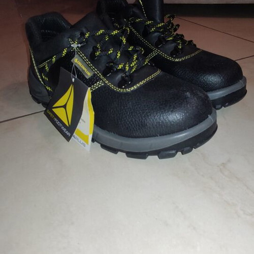 Delta Plus Safety Boots new, size 41