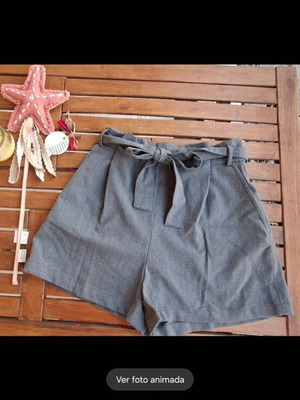 Pull & Bear women's gray shorts size M with belt