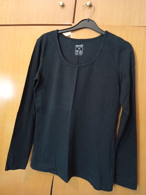 Esmara women's long sleeve blouse like new, black, size M