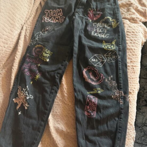 Jeans with prints like new