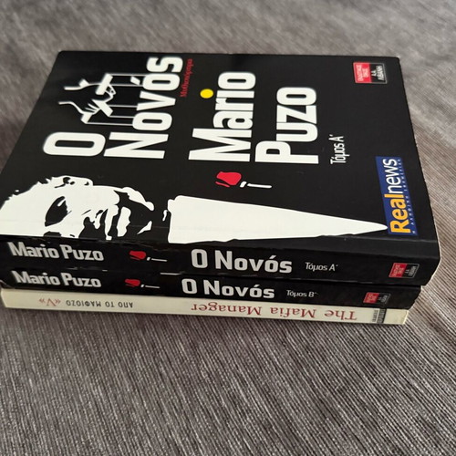 Books O Novos Volumes A and B & Mafia Manager used