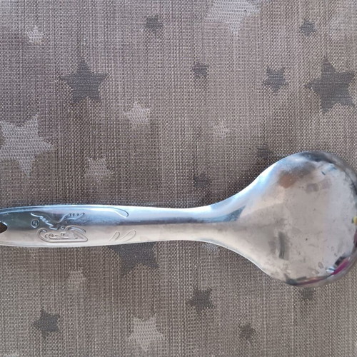 Spoon holder used in good condition