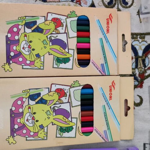 Markers, paints and sharpeners like new, German sharpeners