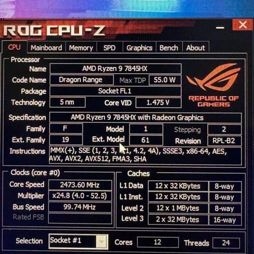 Asus ROG Strix G713PU laptop like new with Ryzen 9 and RTX 4050