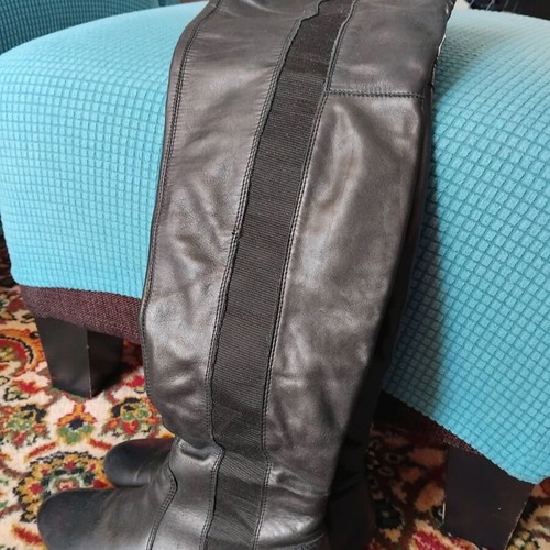 Leather tall boots used, size 39, black