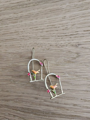 Handmade hanging earrings like new with unique design