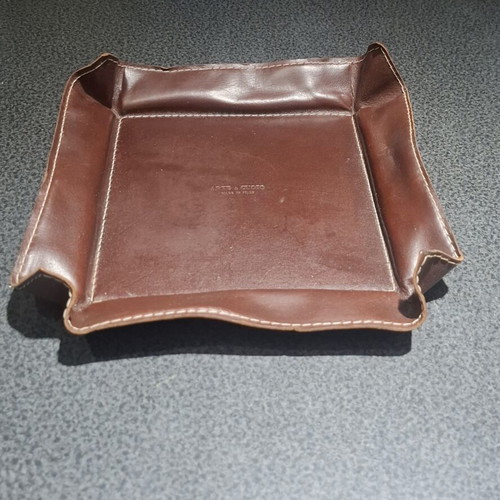 Arte & Cuoio luxury leather valet tray with metal core