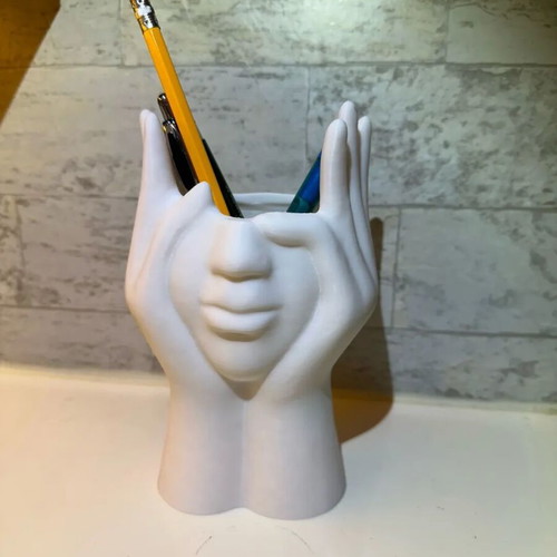 Face vase/pen holder 3D printed made to order
