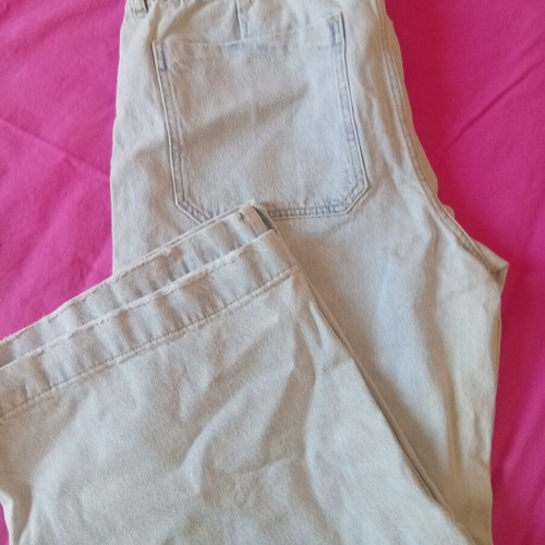 Mango Cropped Jeans new, size 44, bleached denim