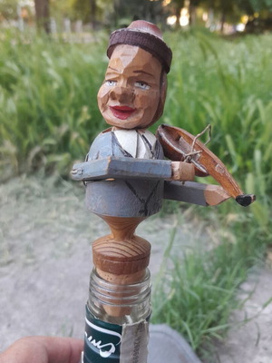 Anri Vine Brandy Whiskey Bottle Stopper hand carved, animated, used