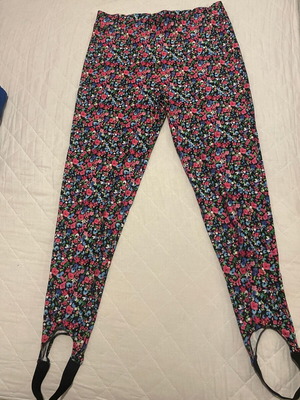 Zara floral leggings new, size Large, multicolor