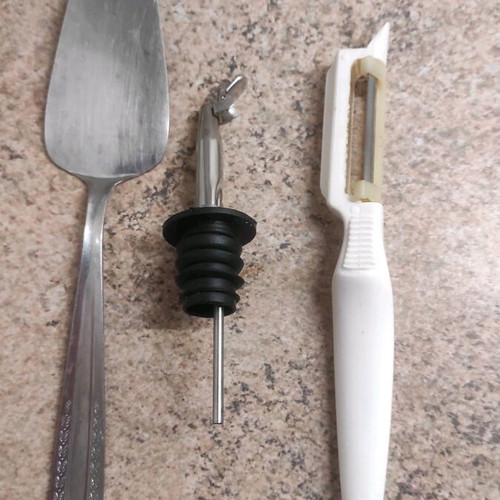 Kitchen tools pack like new